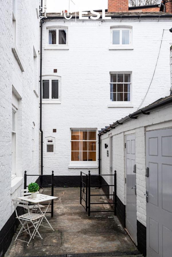 Super - Quiet - 2 Bedroom *